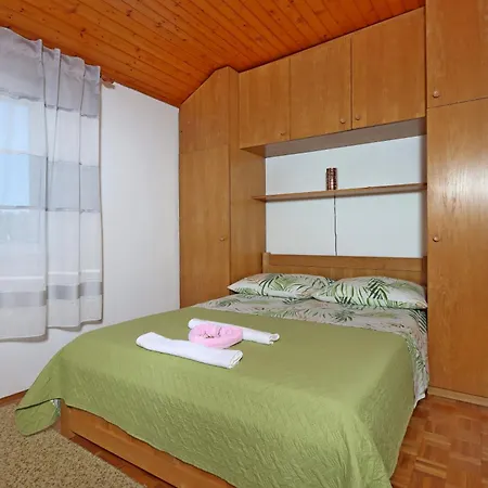 Appartement With Parking Space Lopar, Rab - 25086 *