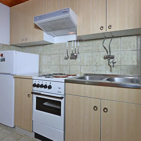 With Parking Space Lopar, Rab - 25086 Appartement *