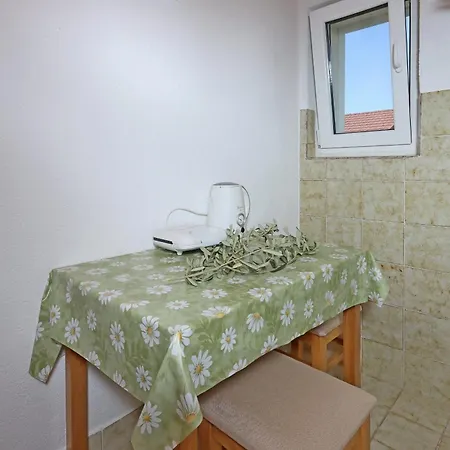 Appartement With Parking Space Lopar, Rab - 25086