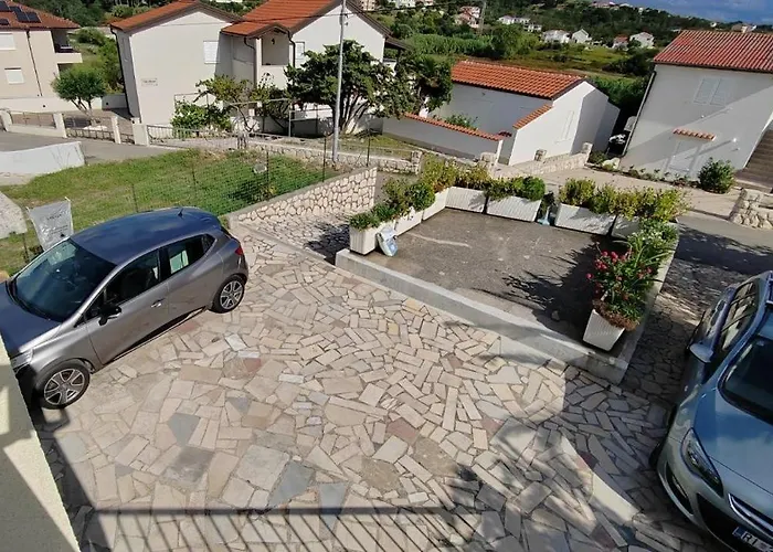 Apartman With Parking Space Lopar, Rab - 25086 *
